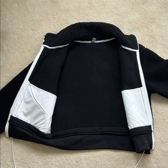 Joe Fresh X Sasha Exeter Black Teddy Jacket with White Zipper - Size M - Picture 6 of 8